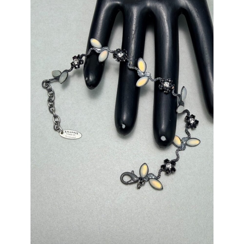 Atlantis Made In Germany Floral Black Silver Tone Bracelet Sz 9 Adjustable